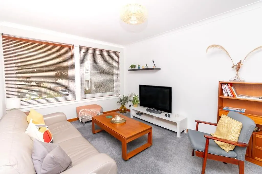 'Sunset View' Eclectic & Stylish One Bed Apartment Newport-On-Tay