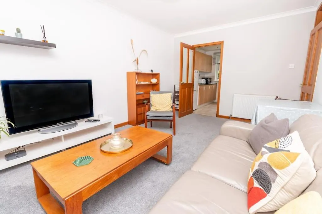 'Sunset View' Eclectic & Stylish One Bed Apartment Newport-On-Tay
